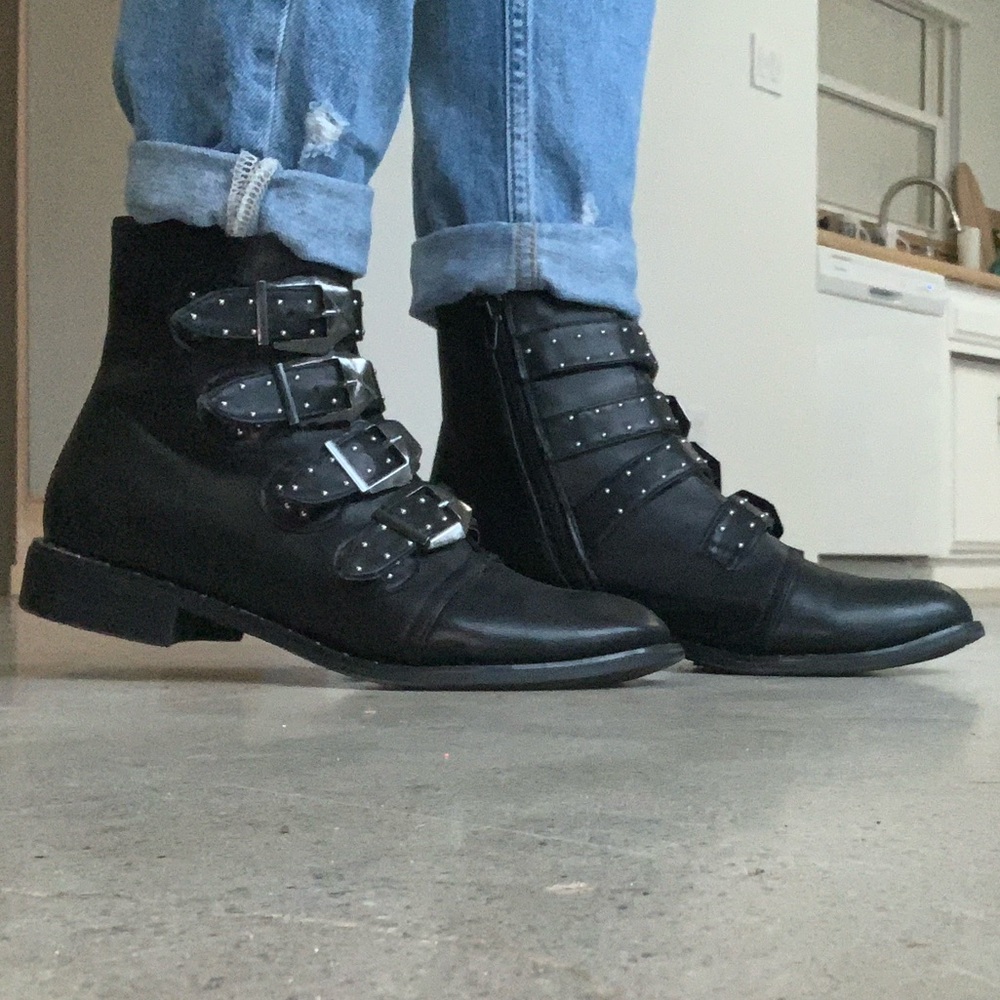 ankle boots